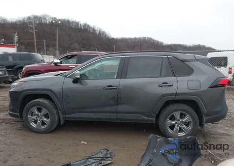 2024 Toyota Rav4 Hybrid Xle from USA, damaged, VIN 2T3RWRFV1RW225193